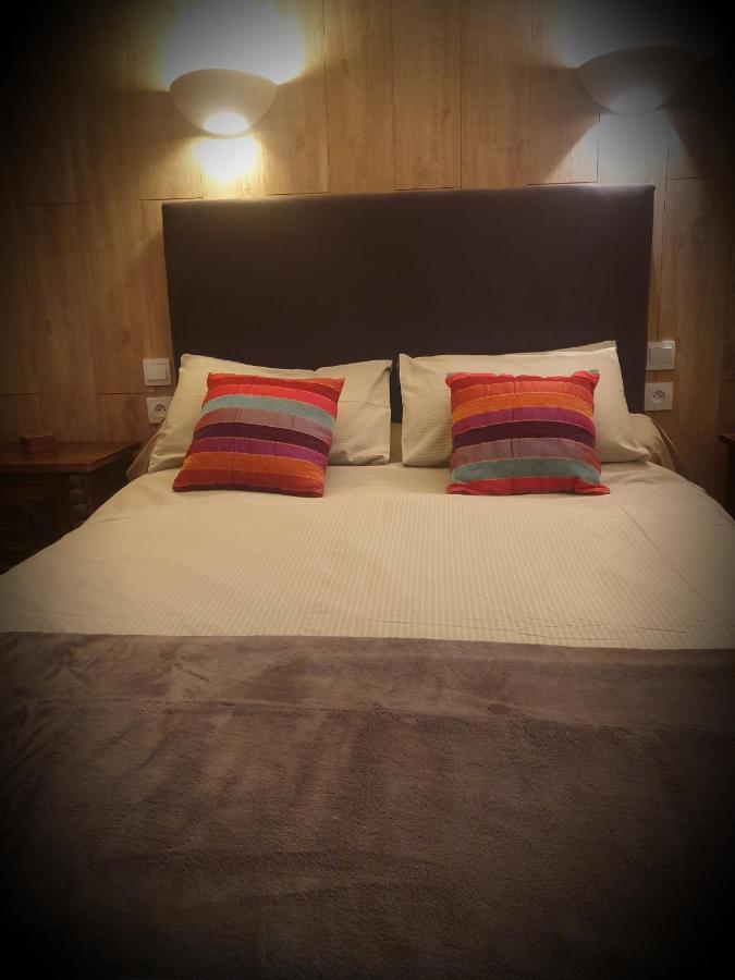 Mouli Del Riu Bed & Breakfast Saint-Pierre-dels-Forcats Exterior photo